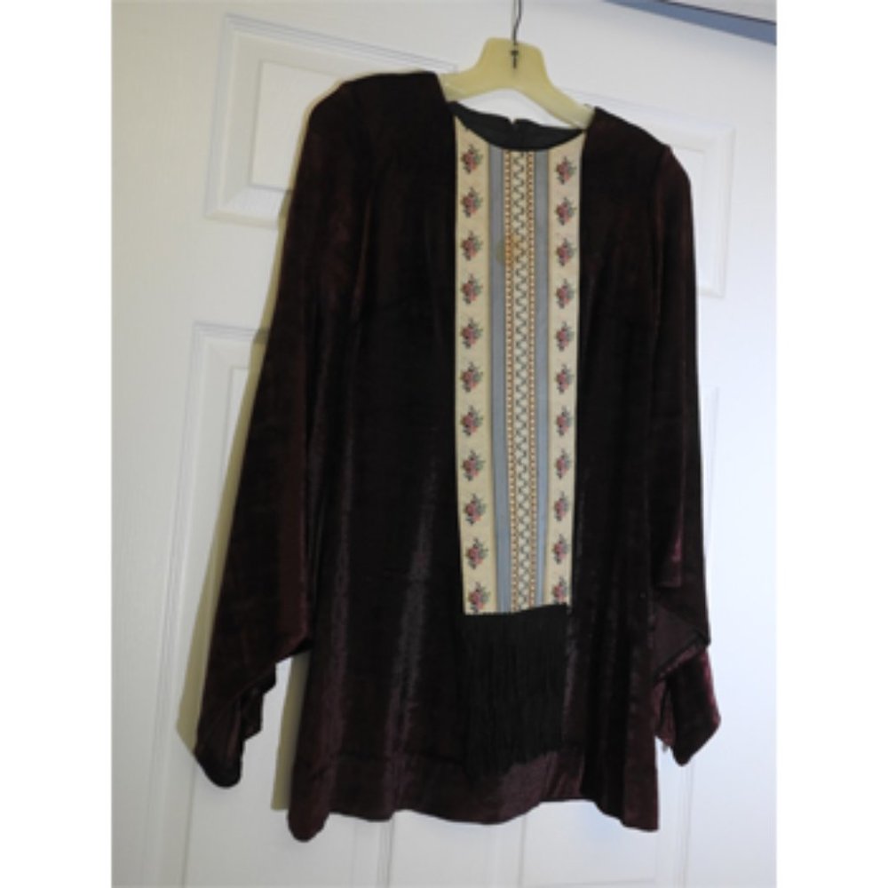 Young Edwardian by Arepeja, Vintage mini dress, flared sleeves, velvet size 9